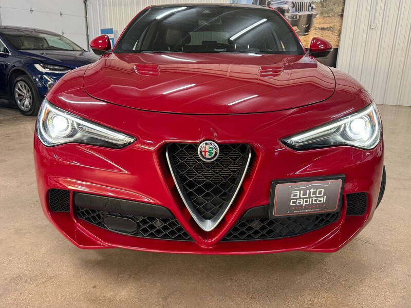 2018 Alfa Romeo Stelvio Quadrifoglio