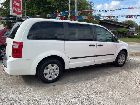 2008 Dodge Grand Caravan for sale at Antique Motors in Plymouth IN