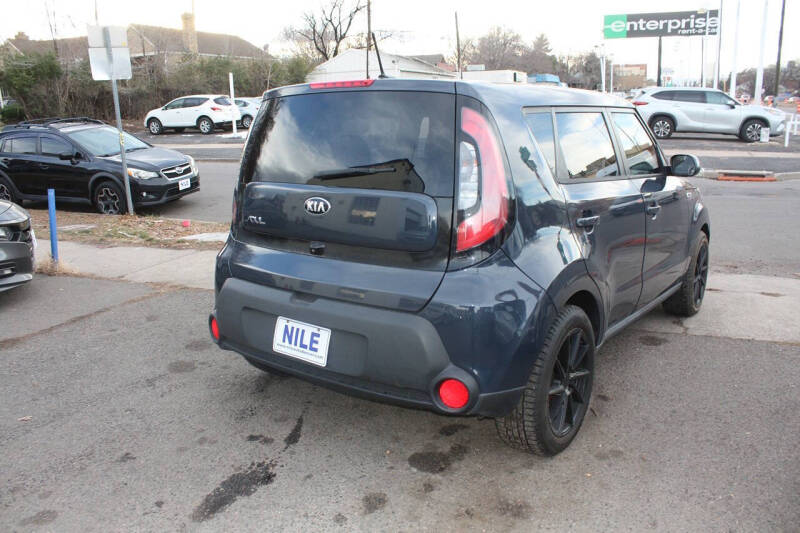 2016 Kia Soul +