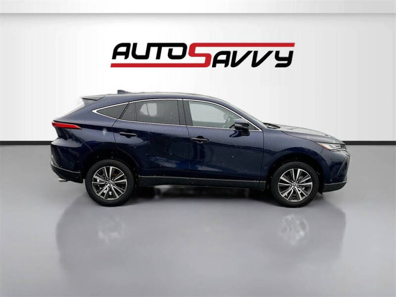 2024 Toyota Venza LE