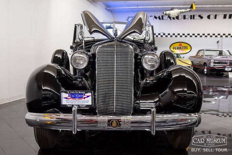 1937 Cadillac Series 85
