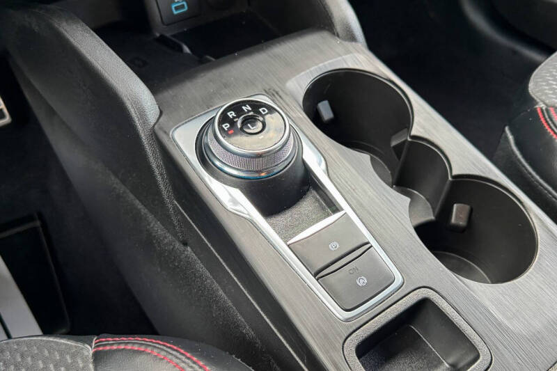 2023 Ford Escape Hybrid ST-Line Select