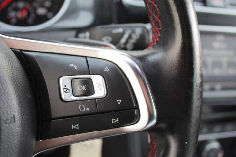 2016 Volkswagen Golf GTI S