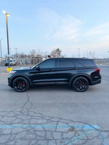 2021 Ford Explorer ST