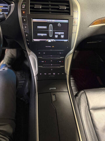 2015 Lincoln MKZ Hybrid