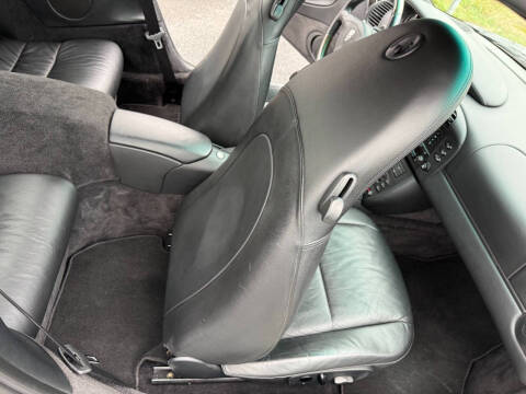 2000 Porsche 911 Carrera