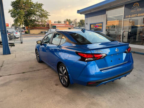 2020 Nissan Versa SR