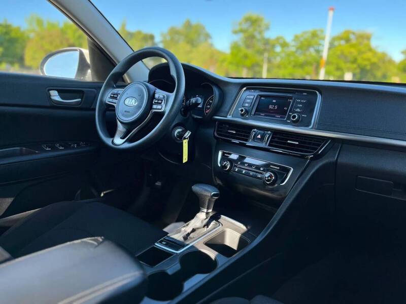 2016 Kia Optima LX