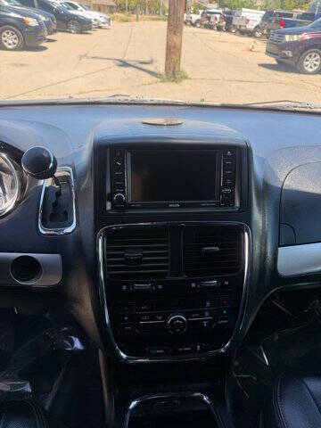 2016 Dodge Grand Caravan R/T