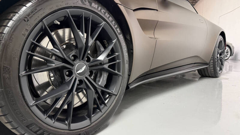 2021 Aston Martin Vantage