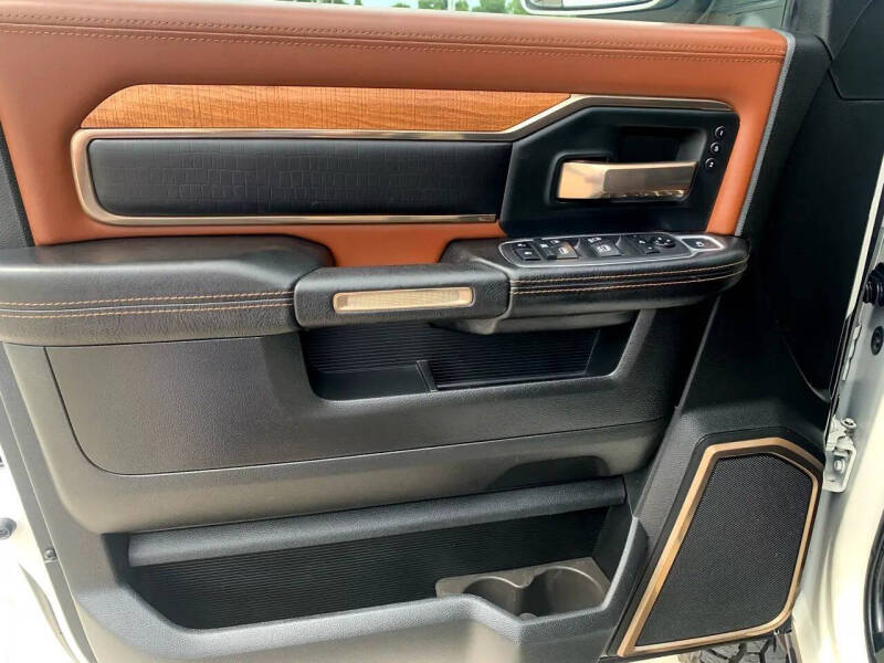 2020 RAM 2500 Laramie Longhorn