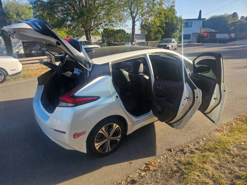 2018 Nissan LEAF SL