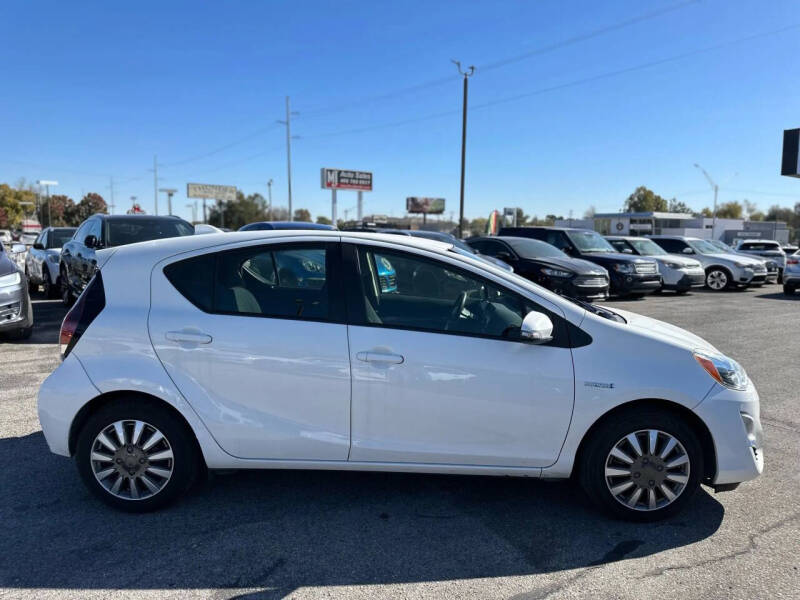 2016 Toyota Prius c