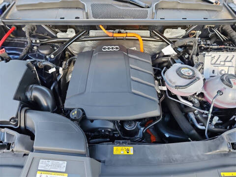 2024 Audi Q5 e quattro S line Premium 55 TFSI