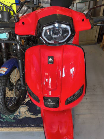 2025 Icebear 150cc Ravida Ascend