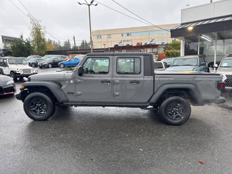 2020 Jeep Gladiator Sport