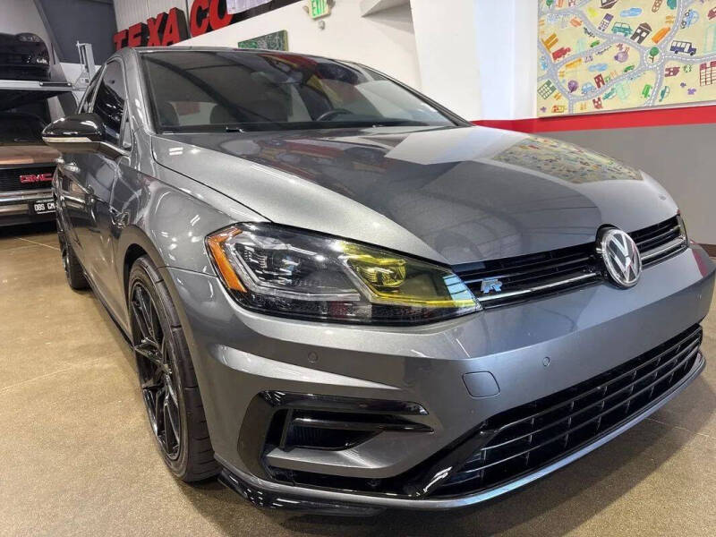 2018 Volkswagen Golf R 4Motion
