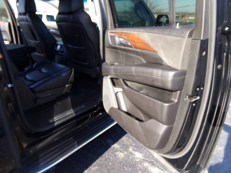 2019 Cadillac Escalade ESV Luxury