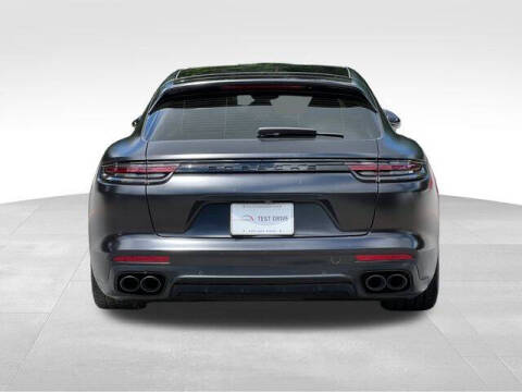 2020 Porsche Panamera GTS Sport Turismo