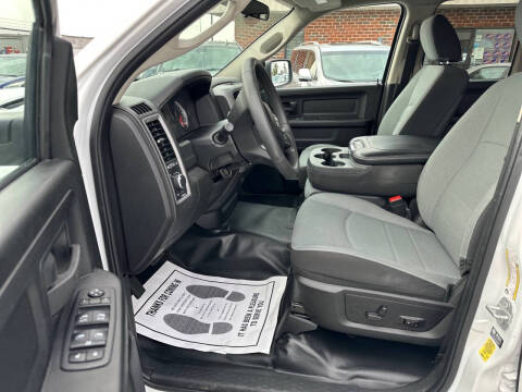 2023 RAM 1500 Classic