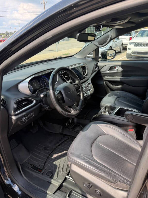 2020 Chrysler Pacifica Touring L Plus