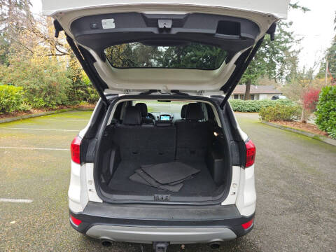 2019 Ford Escape Titanium