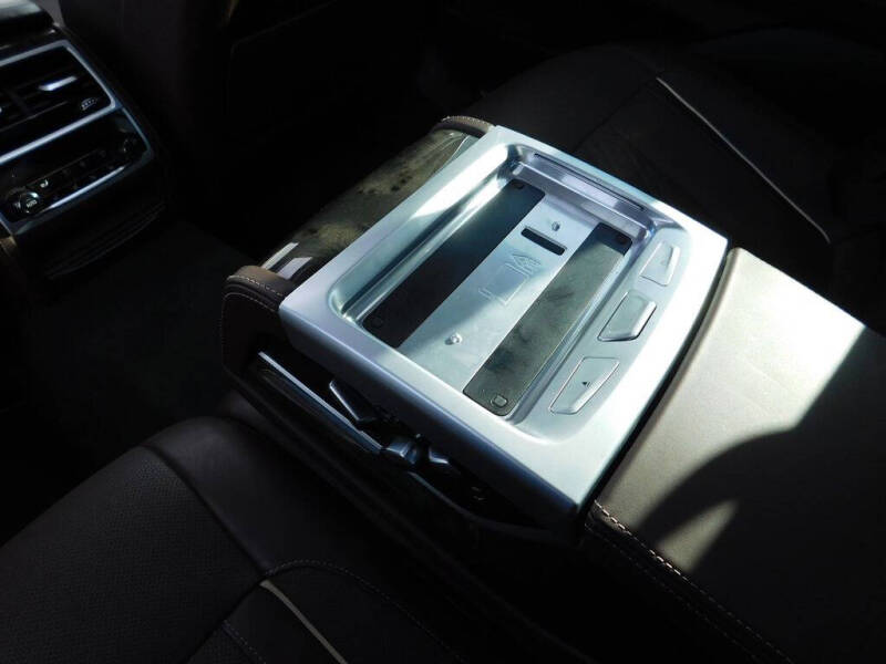 2017 BMW 7 Series 750i xDrive