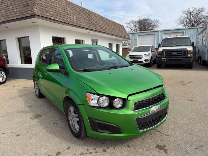 2016 Chevrolet Sonic LT Auto