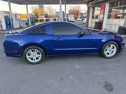 2014 Ford Mustang V6