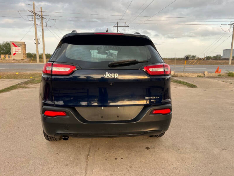 2015 Jeep Cherokee Sport