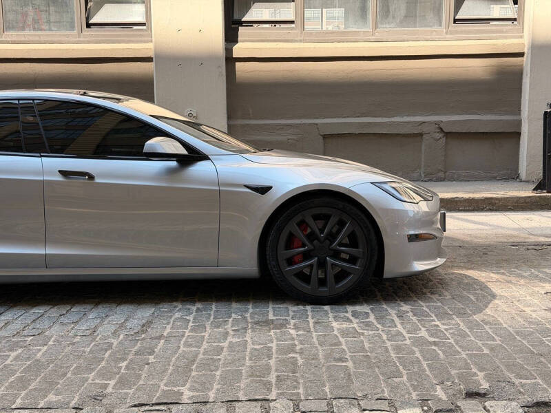 2024 Tesla Model S Plaid