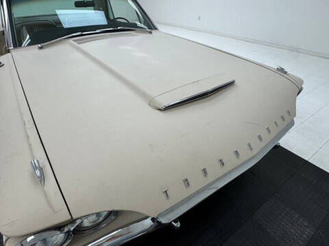 1964 Ford Thunderbird