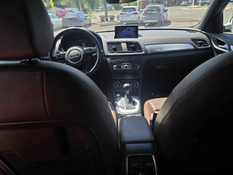 2018 Audi Q3 2.0T quattro Premium Plus