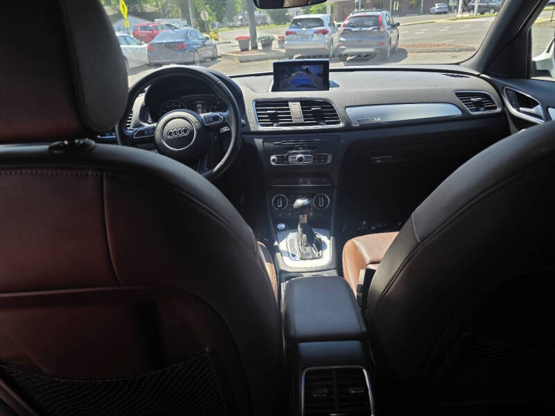 2018 Audi Q3 2.0T quattro Premium Plus