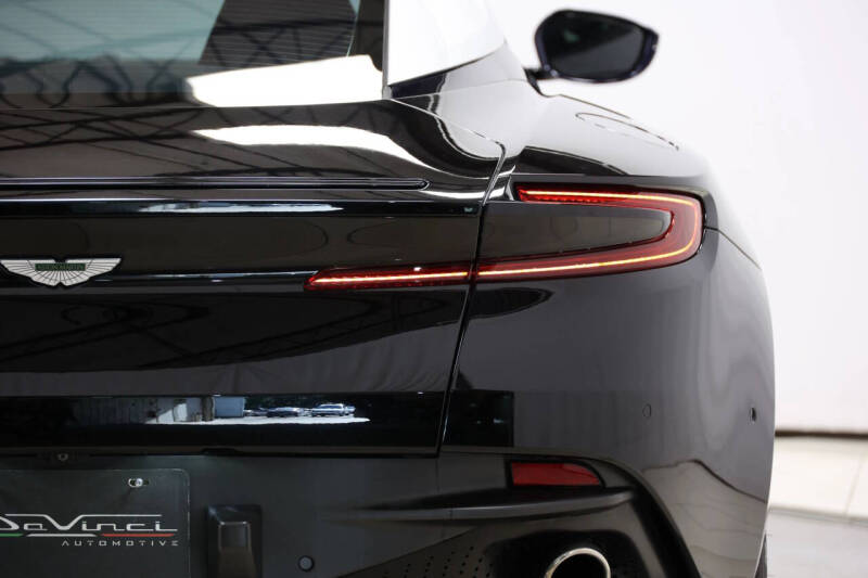 2018 Aston Martin DB11 V12