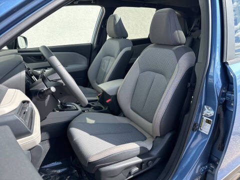 2025 Subaru Forester Premium