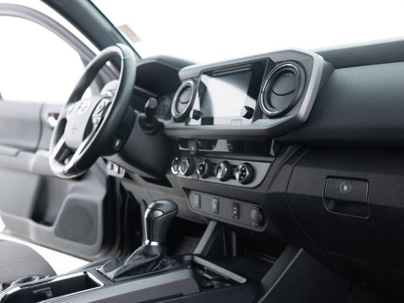 2017 Toyota Tacoma SR5 V6