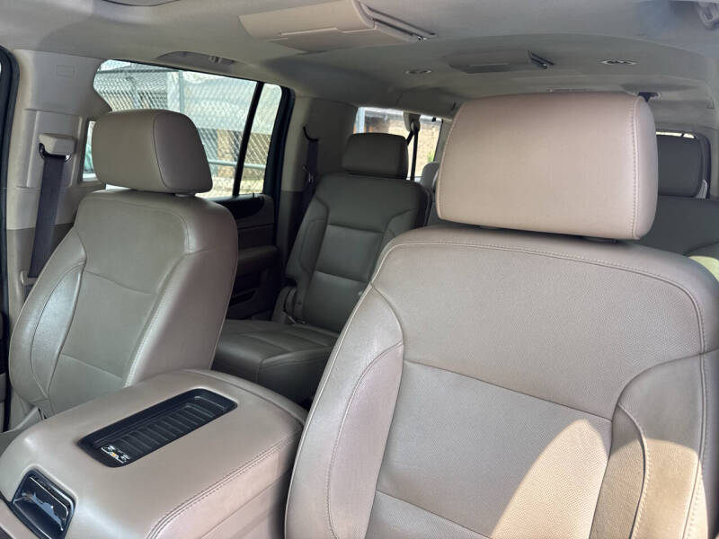 2017 GMC Yukon XL SLT
