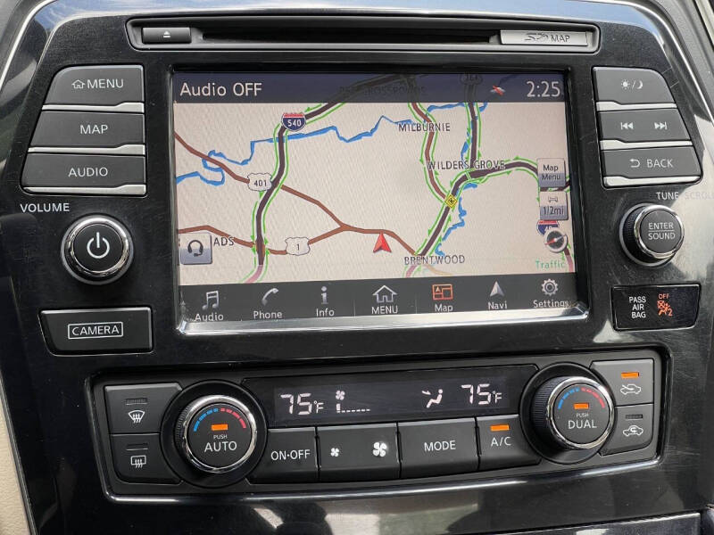 2017 Nissan Maxima Platinum