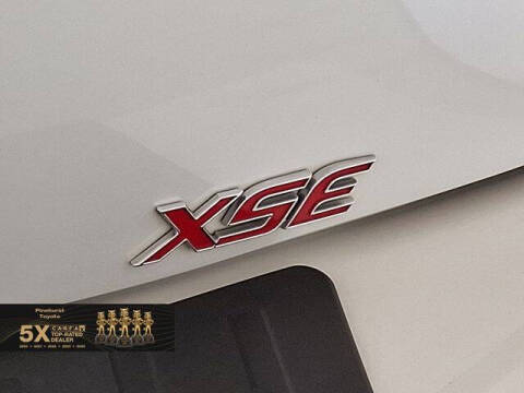 2023 Toyota Corolla Hatchback XSE