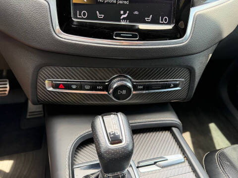 2019 Volvo XC90 T6 R-Design