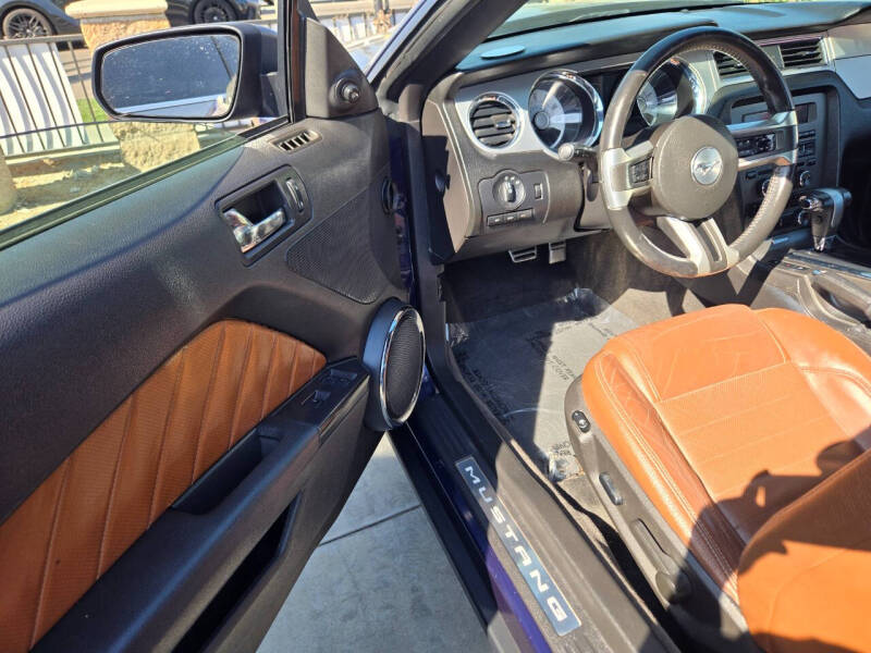 2010 Ford Mustang V6