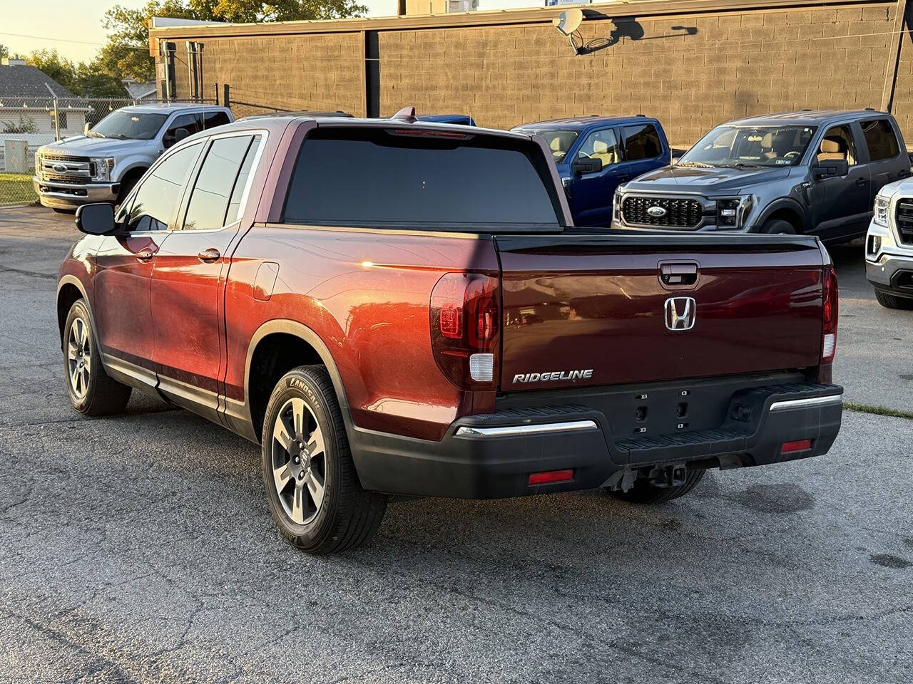 2017 Honda Ridgeline for sale at TWIN PEAKS AUTO in Orem, UT