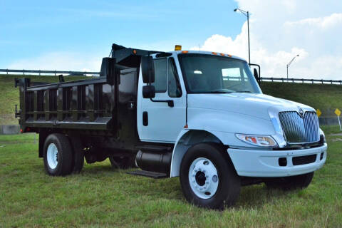 2002 International DuraStar 4300 for sale at American Trucks and Equipment in Hollywood FL