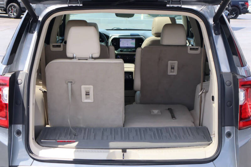 2021 GMC Acadia Denali