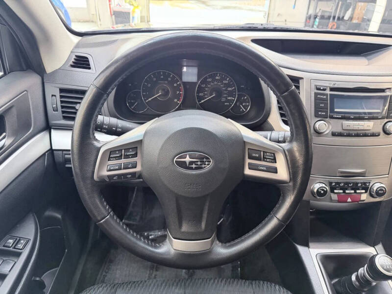 2012 Subaru Outback 2.5i Premium
