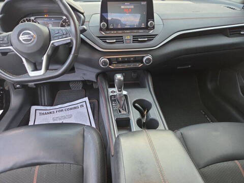 2022 Nissan Altima 2.5 SR