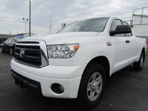 2013 Toyota Tundra for sale at AJA AUTO SALES INC in South Houston TX