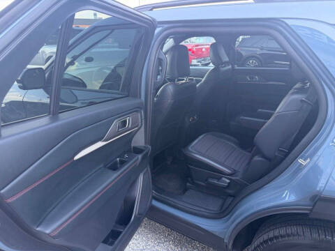 2025 Ford Explorer ST-Line