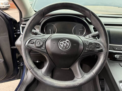 2017 Buick LaCrosse Essence